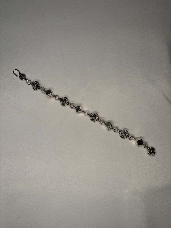 Y2K Chrome Dice Bracelet L - Picture 3 of 5